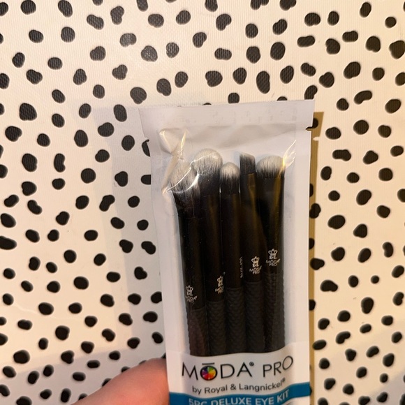 Moda pro 5 piece eye kit - Picture 2 of 3